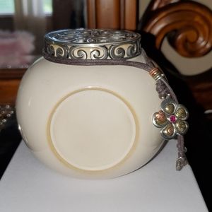 Decorative Ceramic Piece with Removable Scroll Lid